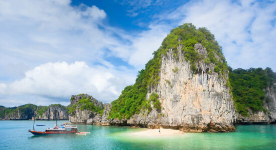 Vietnam to Bali: A Journey Through History and Beauty 14-Day